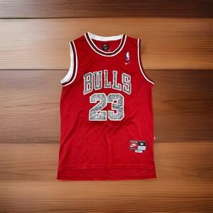 Vintage Chicago Bulls Nike Jersey Men's Size M Jordan #23
